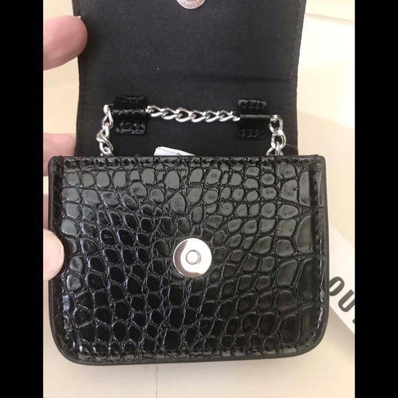 🆕🔥URBAN OUTFITTERS GORGEOUS(HANNAH) STYLISH&CHIC EMBROIDERED TEXTURE CROSDBODY - Picture 3 of 13